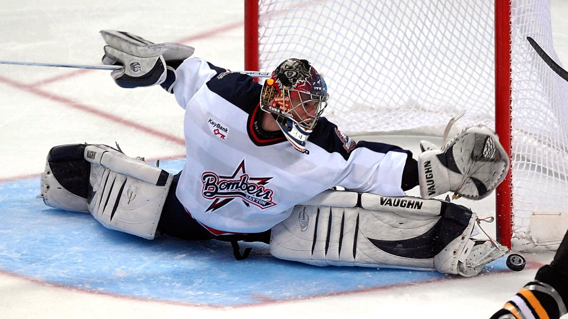 德甲极速反击：冲破防线的瞬间令人惊叹，德甲打法